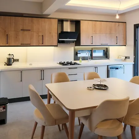 Hotel Serenity Karagedik
